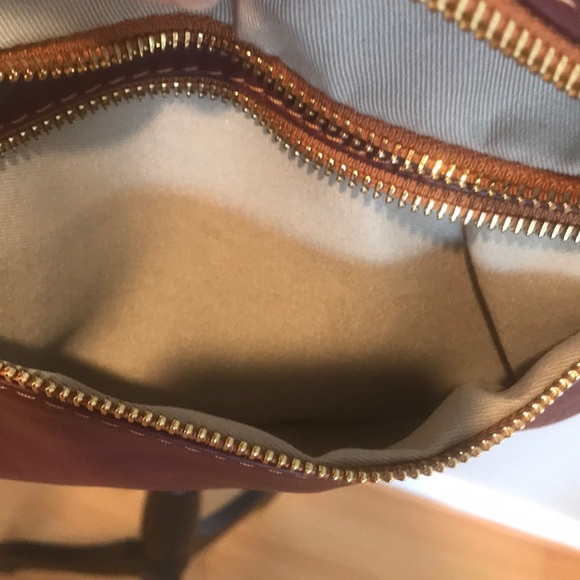 Crossbody Bag Maroon Leather Foldover Made in Italy. - Picture 8 of 8